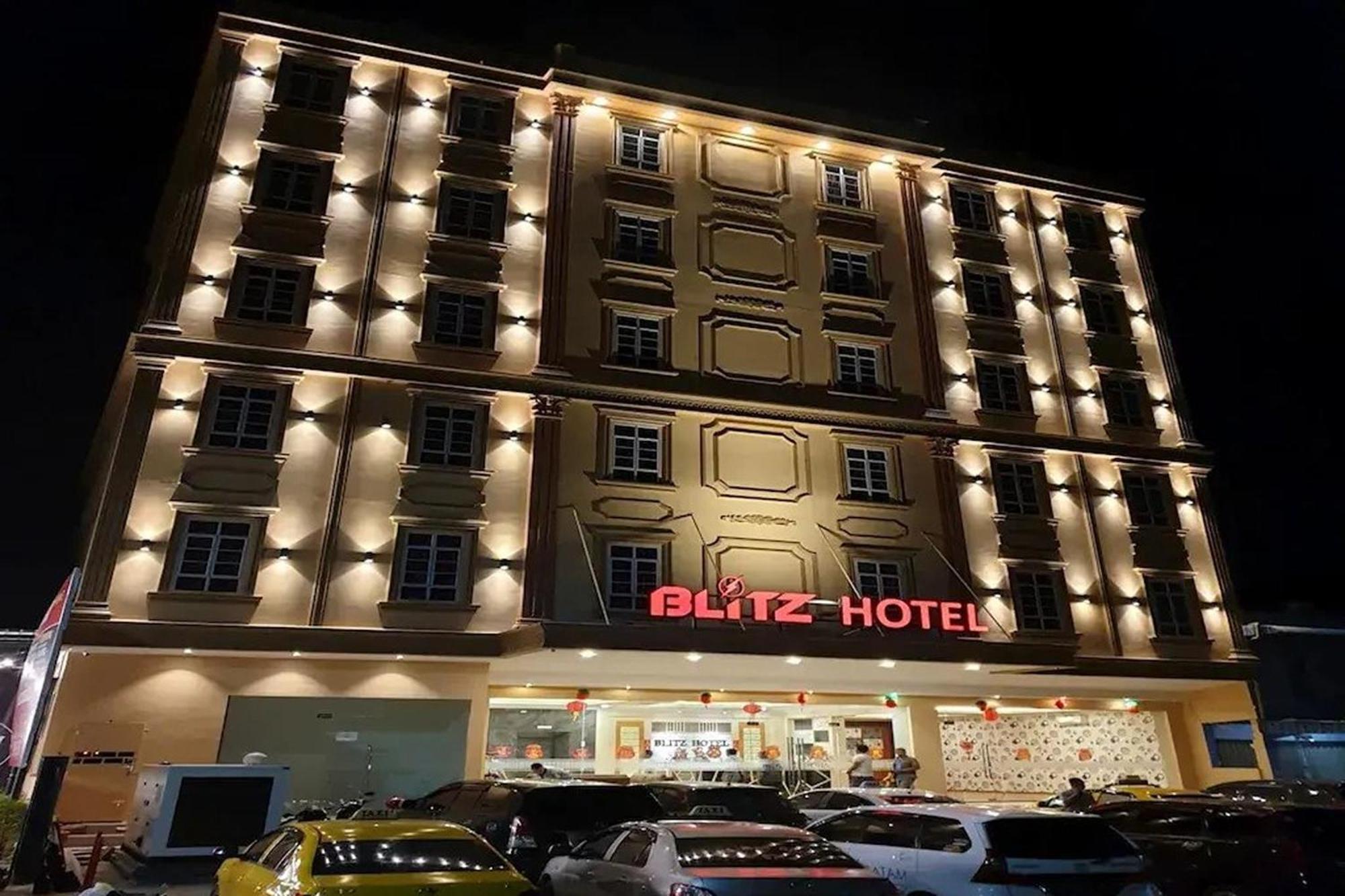 Blitz Hotel Batam Tanjung Uncang Sekupang Exterior foto