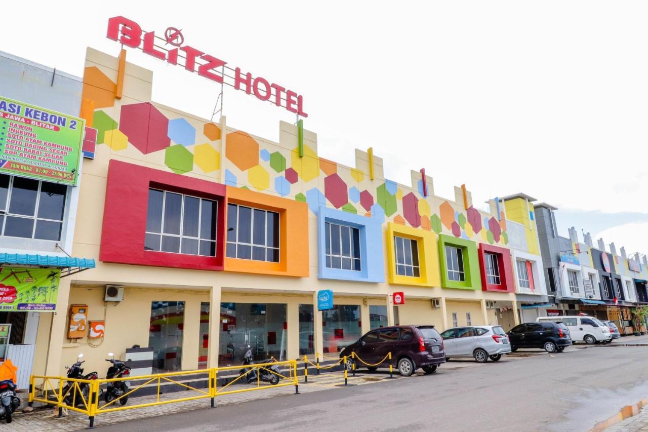 Blitz Hotel Batam Tanjung Uncang Sekupang Exterior foto